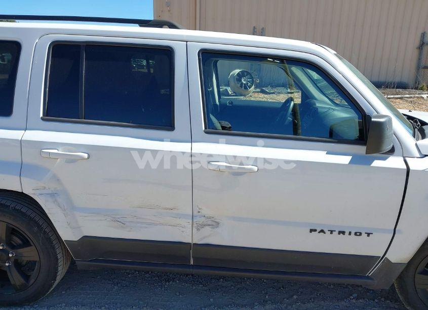 Photo 13 of 2015 Jeep Patriot ALTITUDE EDITION (VIN 1C4NJPBA0FD314086)