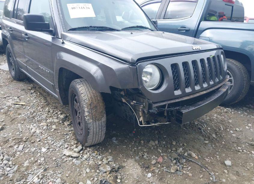 Photo 6 of 2016 Jeep Patriot SPORT (VIN 1C4NJPBA0GD503399)