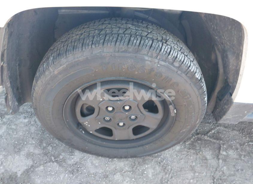 Photo 12 of 2016 Jeep Patriot SPORT (VIN 1C4NJPBA0GD526777)