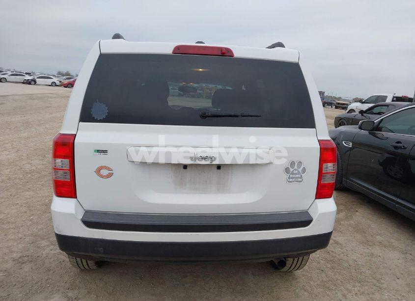 Photo 16 of 2016 Jeep Patriot SPORT (VIN 1C4NJPBA0GD669616)