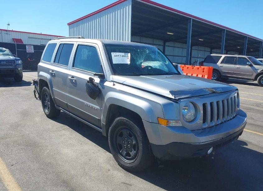 2016 Jeep Patriot SPORT (VIN 1C4NJPBA0GD677831) main photo