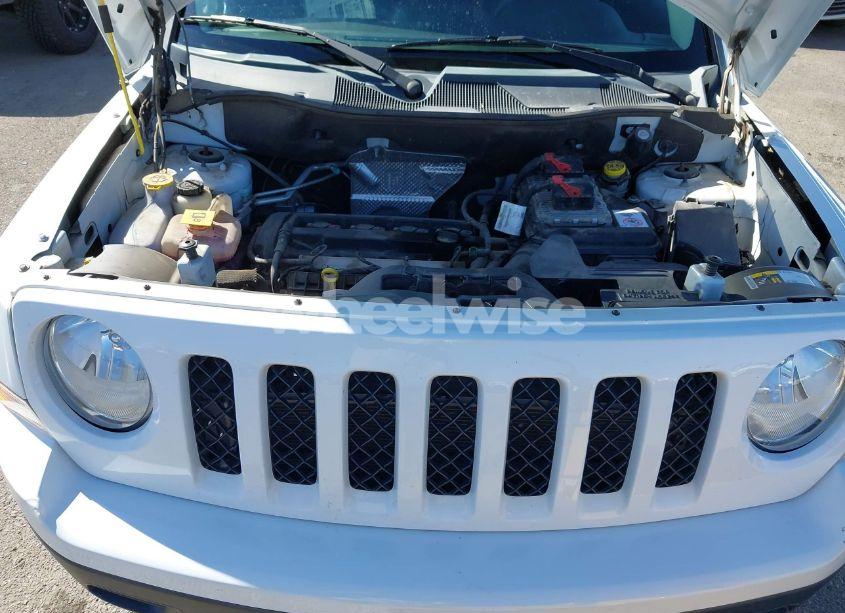 Photo 10 of 2016 Jeep Patriot SPORT (VIN 1C4NJPBA0GD698548)