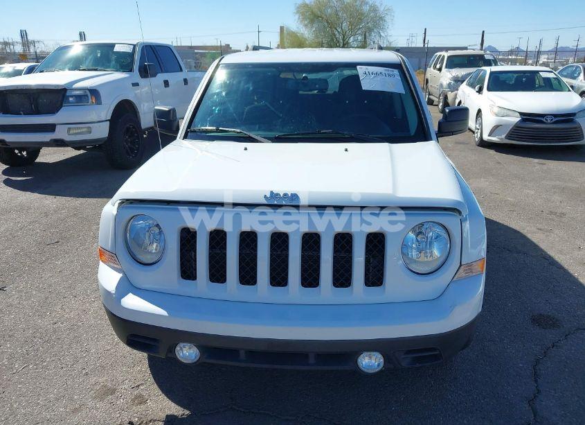 Photo 13 of 2016 Jeep Patriot SPORT (VIN 1C4NJPBA0GD698548)