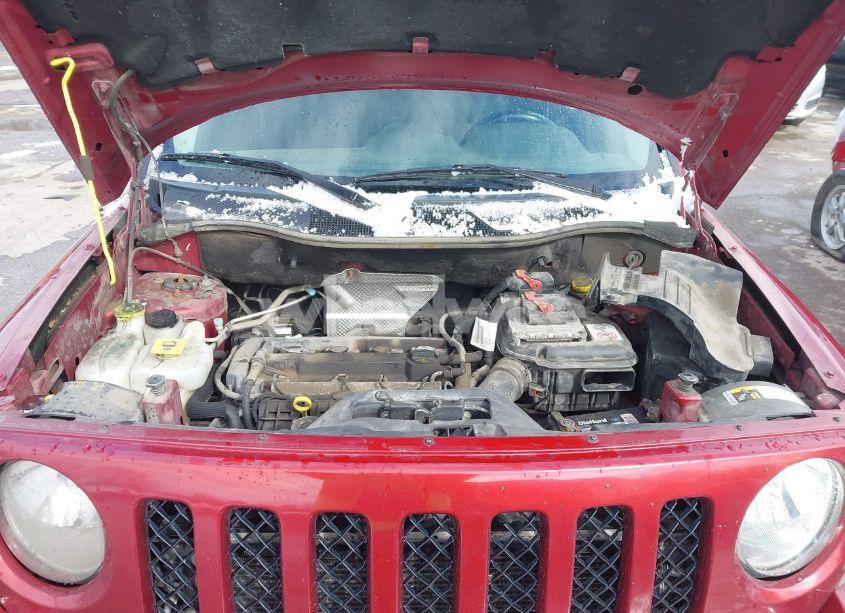 Photo 10 of 2016 Jeep Patriot SPORT (VIN 1C4NJPBA0GD732701)