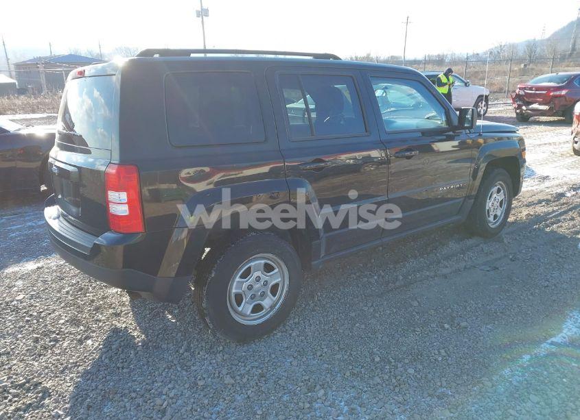 Photo 4 of 2012 Jeep Patriot SPORT (VIN 1C4NJPBA1CD579482)