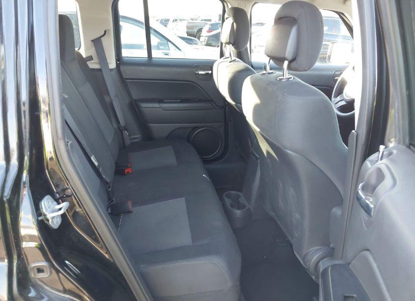 Photo 8 of 2012 Jeep Patriot SPORT (VIN 1C4NJPBA1CD670512)