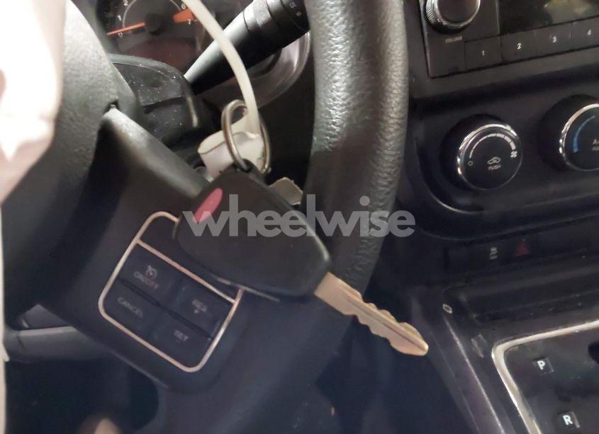 Photo 11 of 2014 Jeep Patriot SPORT (VIN 1C4NJPBA1ED553340)