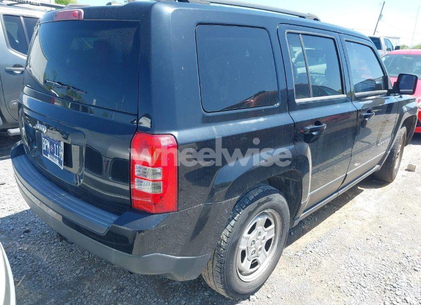 Photo 4 of 2014 Jeep Patriot SPORT (VIN 1C4NJPBA1ED645323)