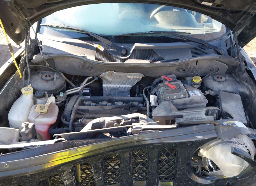 Photo 10 of 2014 Jeep Patriot SPORT (VIN 1C4NJPBA1ED731618)