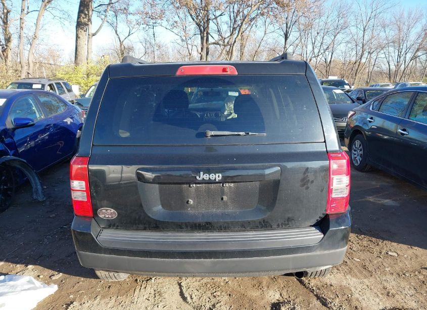 Photo 16 of 2014 Jeep Patriot SPORT (VIN 1C4NJPBA1ED731618)