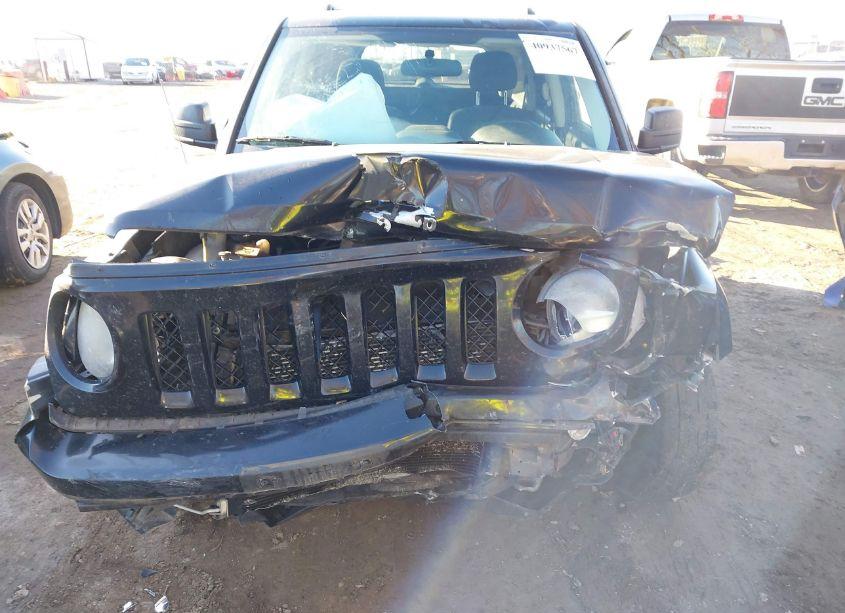 Photo 6 of 2014 Jeep Patriot SPORT (VIN 1C4NJPBA1ED731618)