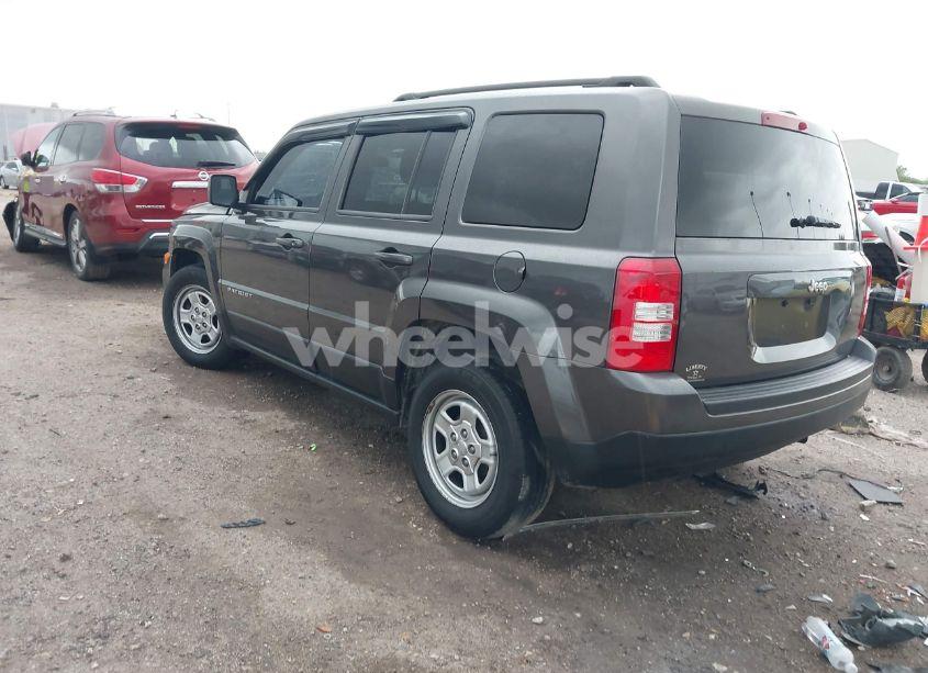 Photo 3 of 2014 Jeep Patriot SPORT (VIN 1C4NJPBA1ED869661)