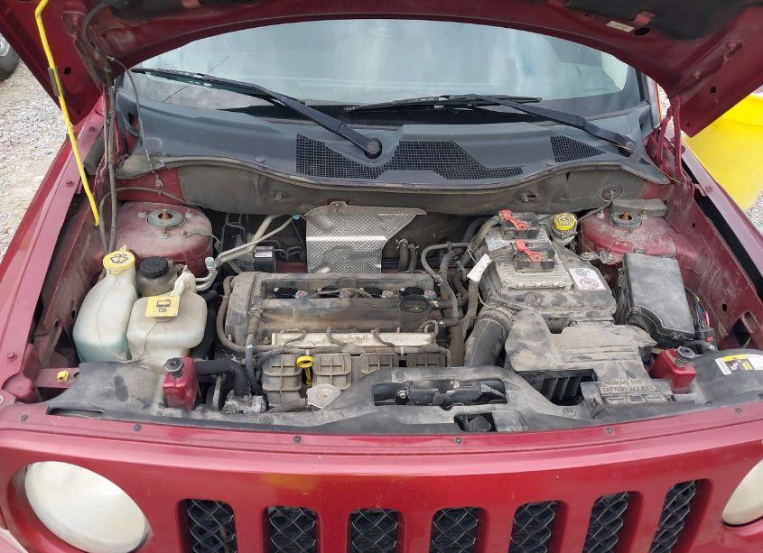 Photo 10 of 2014 Jeep Patriot ALTITUDE (VIN 1C4NJPBA1ED887268)