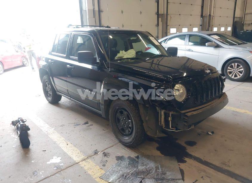 2015 Jeep Patriot SPORT (VIN 1C4NJPBA1FD314615) main photo
