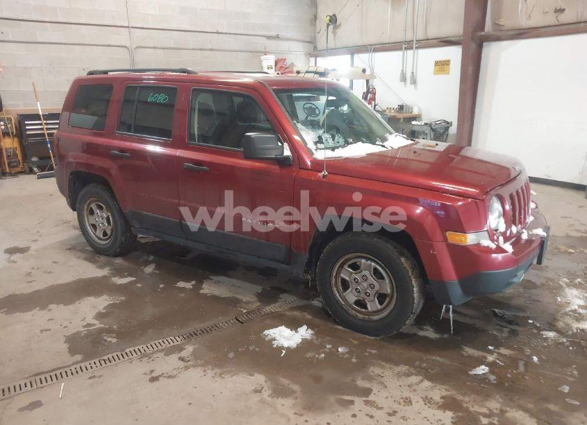 2015 Jeep Patriot SPORT (VIN 1C4NJPBA1FD419154) main photo
