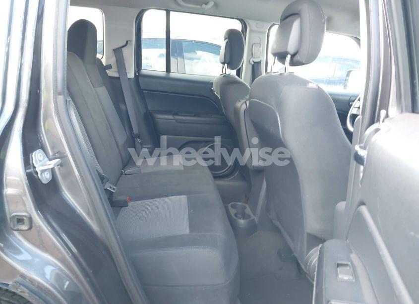 Photo 8 of 2016 Jeep Patriot SPORT (VIN 1C4NJPBA1GD722176)