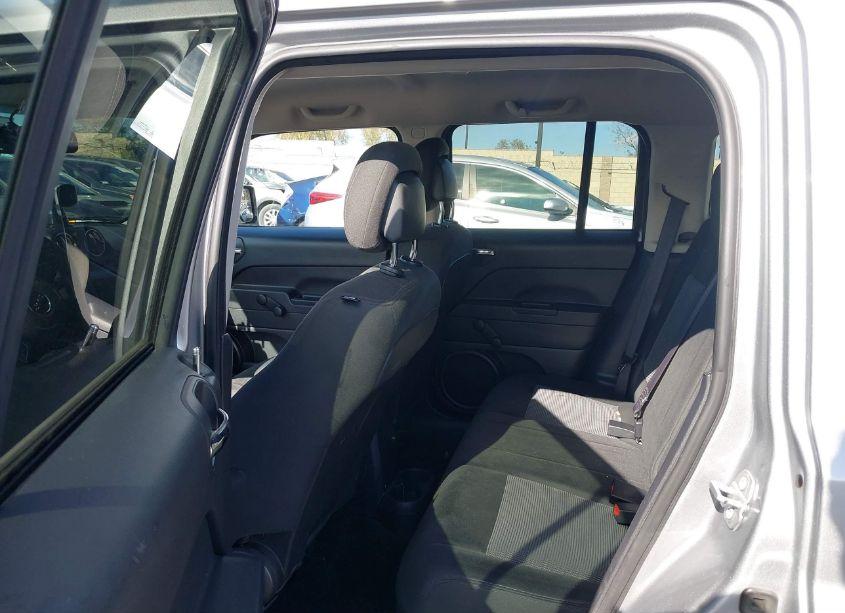 Photo 8 of 2016 Jeep Patriot SPORT (VIN 1C4NJPBA1GD787786)