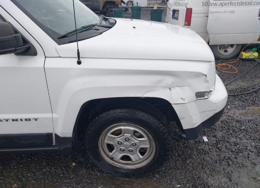 Photo 12 of 2016 Jeep Patriot SPORT (VIN 1C4NJPBA1GD793068)