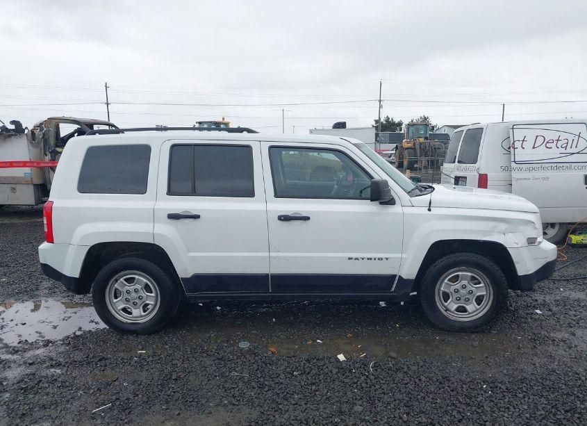 Photo 14 of 2016 Jeep Patriot SPORT (VIN 1C4NJPBA1GD793068)