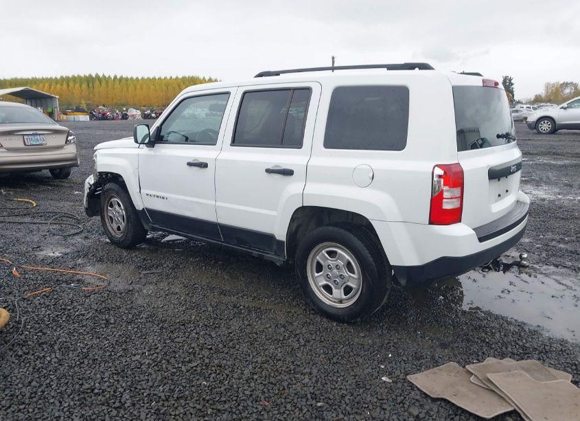 Photo 3 of 2016 Jeep Patriot SPORT (VIN 1C4NJPBA1GD793068)