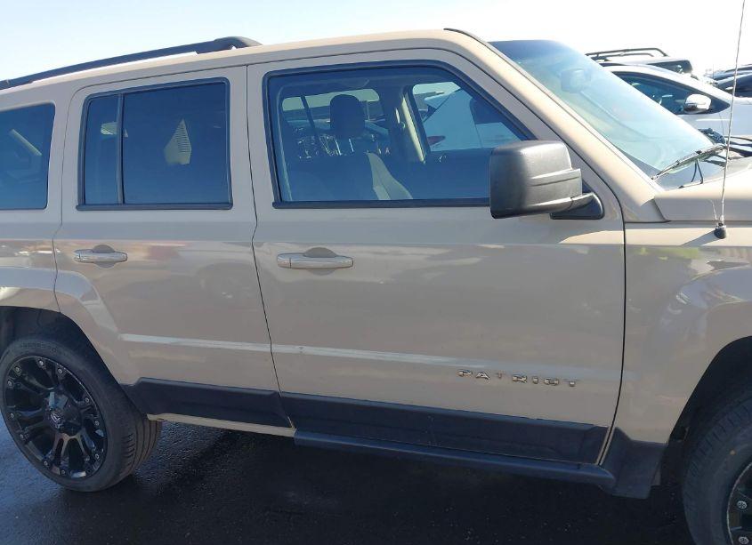 Photo 13 of 2016 Jeep Patriot SPORT (VIN 1C4NJPBA1GD807700)