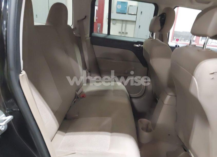 Photo 8 of 2017 Jeep Patriot SPORT FWD (VIN 1C4NJPBA1HD162077)