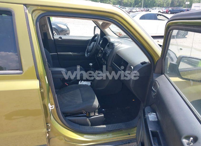 Photo 5 of 2012 Jeep Patriot SPORT (VIN 1C4NJPBA2CD555093)