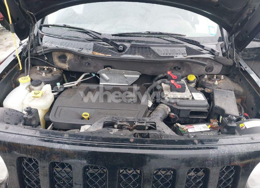 Photo 10 of 2012 Jeep Patriot SPORT (VIN 1C4NJPBA2CD674391)