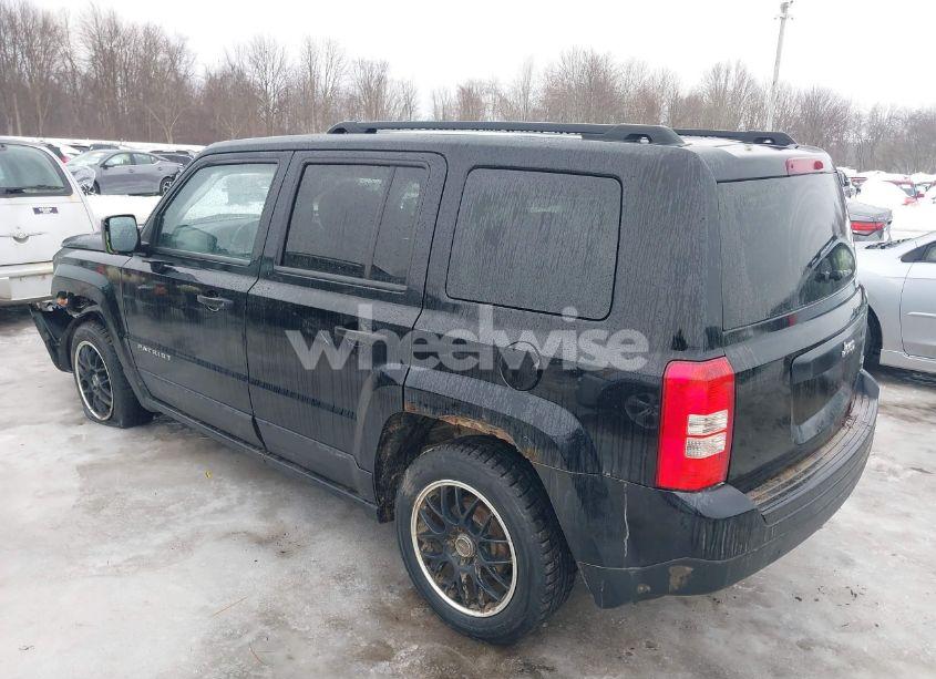 Photo 3 of 2012 Jeep Patriot SPORT (VIN 1C4NJPBA2CD674391)