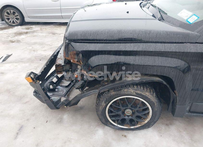 Photo 6 of 2012 Jeep Patriot SPORT (VIN 1C4NJPBA2CD674391)