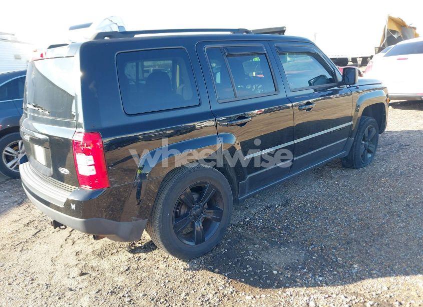 Photo 4 of 2014 Jeep Patriot ALTITUDE (VIN 1C4NJPBA2ED691131)