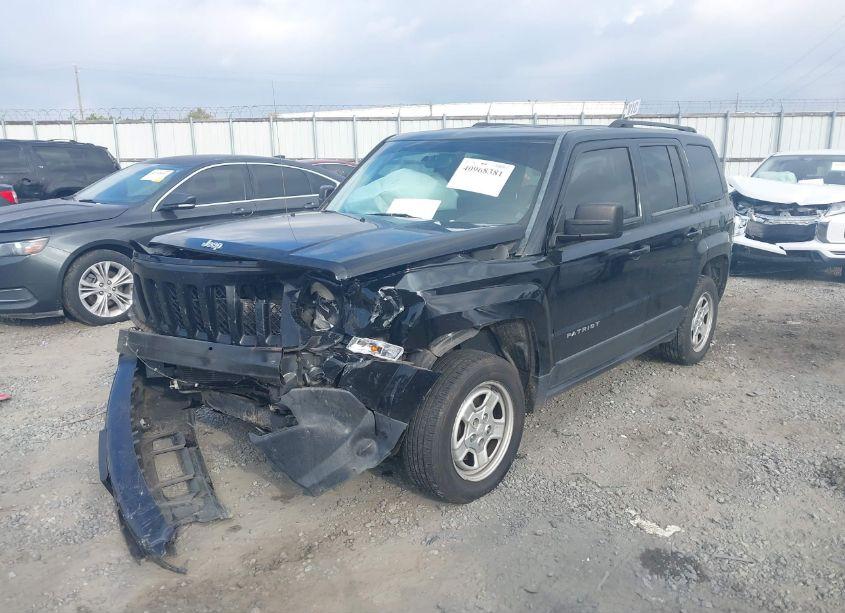 Photo 2 of 2014 Jeep Patriot SPORT (VIN 1C4NJPBA2ED754101)