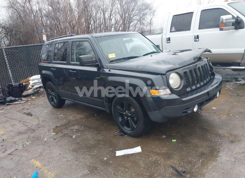 2014 Jeep Patriot ALTITUDE (VIN 1C4NJPBA2ED814152) main photo