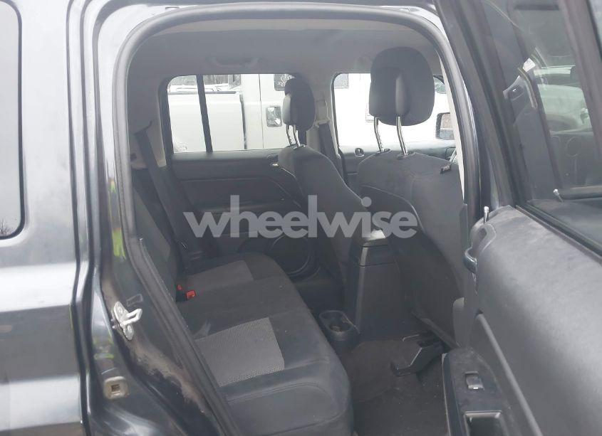 Photo 8 of 2014 Jeep Patriot ALTITUDE (VIN 1C4NJPBA2ED814152)