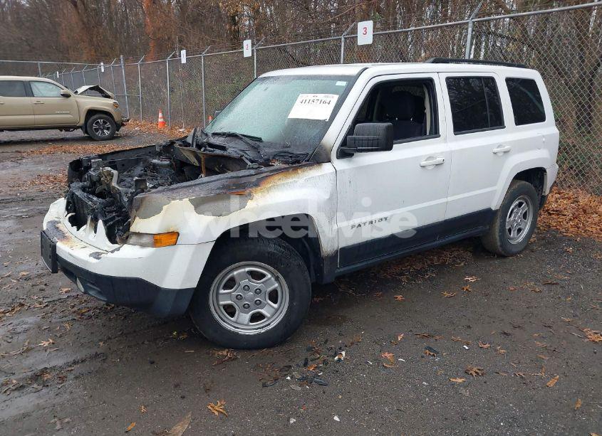 Photo 2 of 2015 Jeep Patriot SPORT (VIN 1C4NJPBA2FD138514)