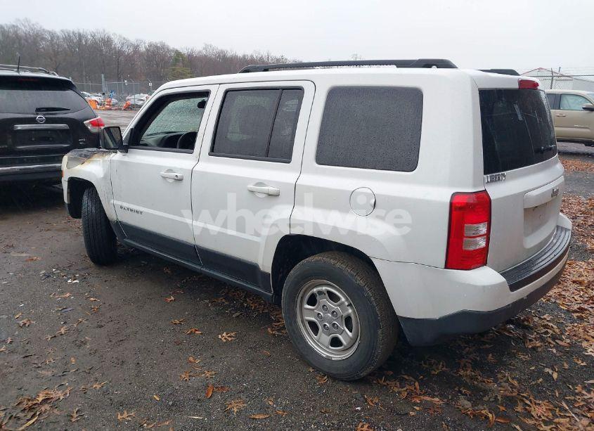Photo 3 of 2015 Jeep Patriot SPORT (VIN 1C4NJPBA2FD138514)