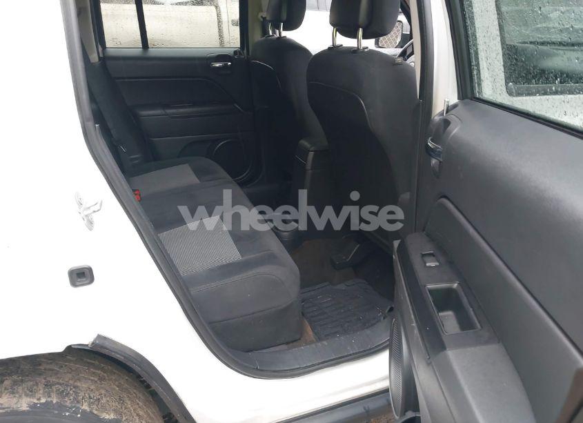 Photo 8 of 2015 Jeep Patriot SPORT (VIN 1C4NJPBA2FD138514)