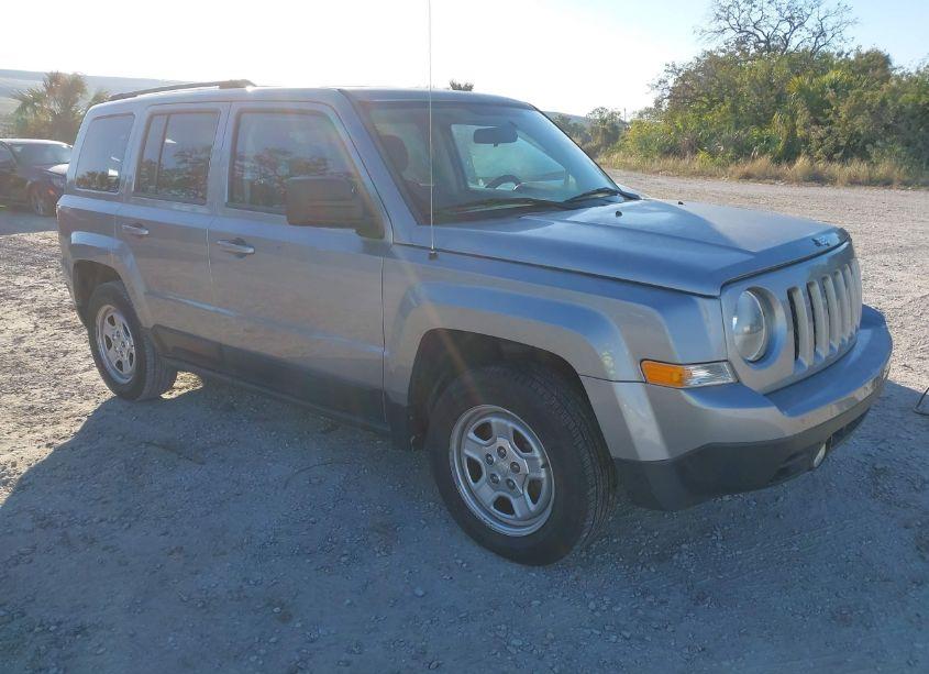 2015 Jeep Patriot SPORT (VIN 1C4NJPBA2FD235406) main photo