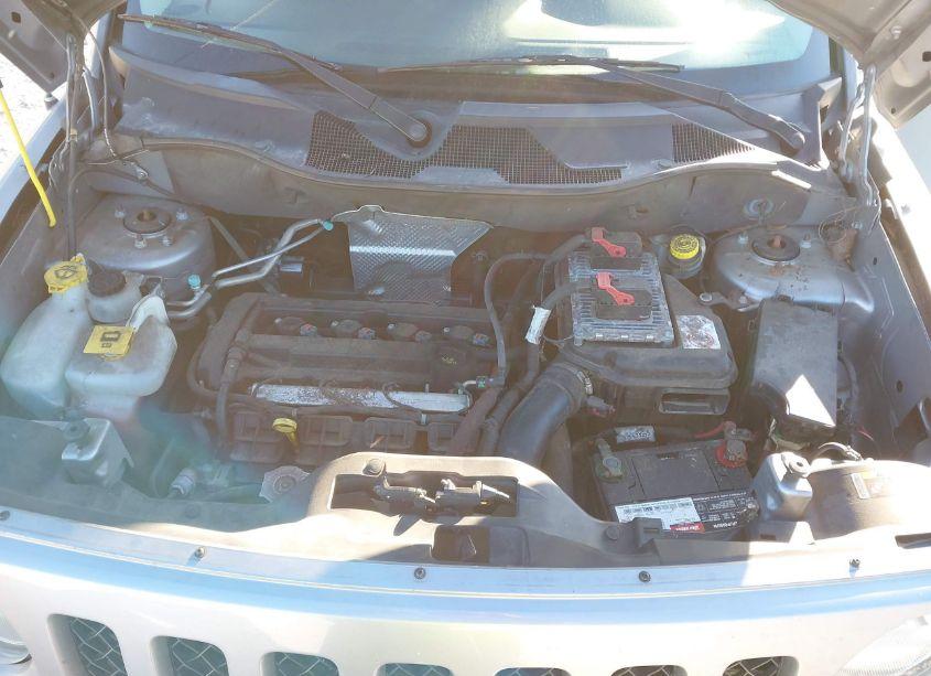 Photo 10 of 2015 Jeep Patriot SPORT (VIN 1C4NJPBA2FD235406)