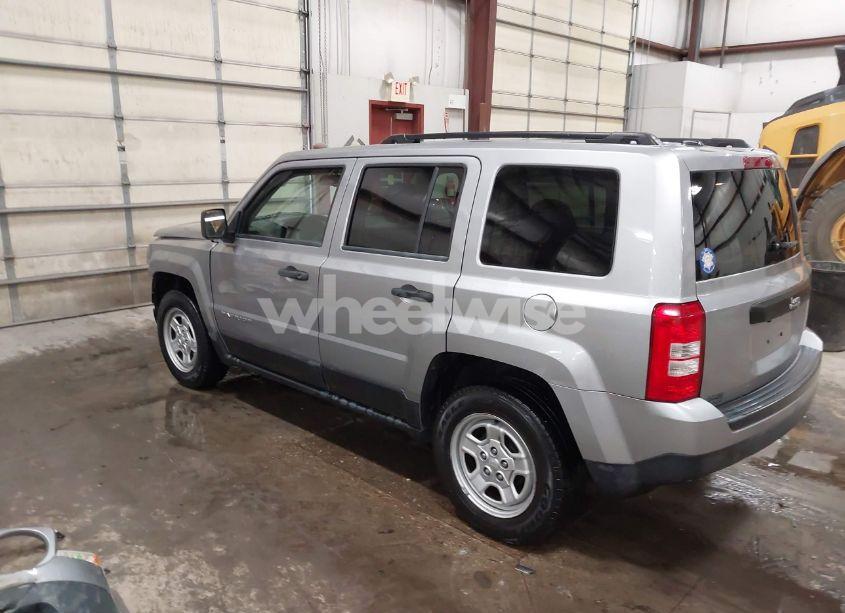 Photo 3 of 2015 Jeep Patriot SPORT (VIN 1C4NJPBA2FD400127)