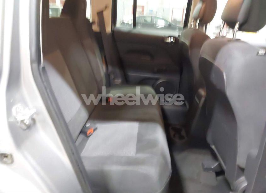 Photo 8 of 2015 Jeep Patriot SPORT (VIN 1C4NJPBA2FD400127)