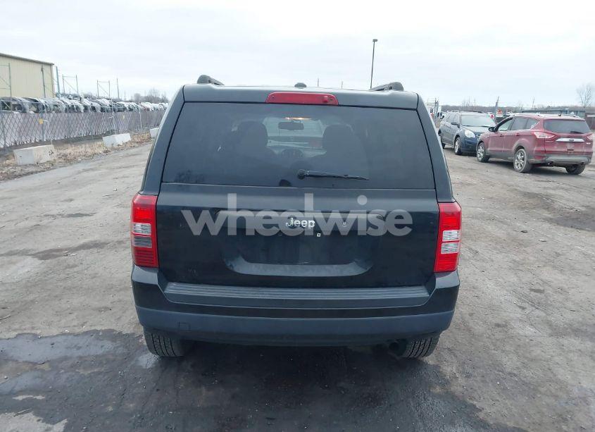 Photo 16 of 2016 Jeep Patriot SPORT (VIN 1C4NJPBA2GD710618)