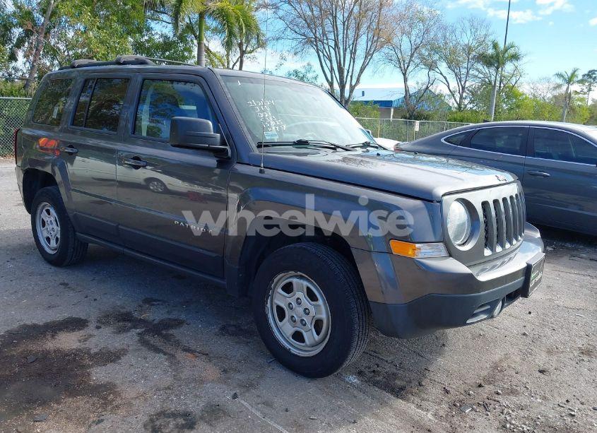 2016 Jeep Patriot SPORT (VIN 1C4NJPBA2GD735373) main photo