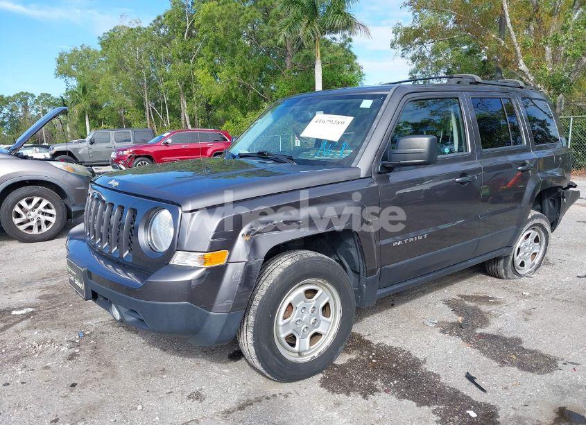 Photo 2 of 2016 Jeep Patriot SPORT (VIN 1C4NJPBA2GD735373)