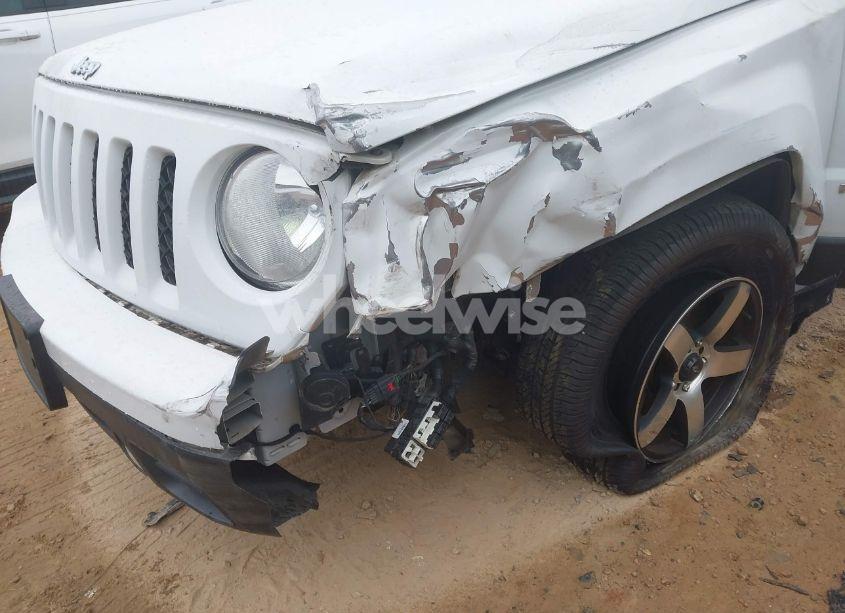 Photo 12 of 2016 Jeep Patriot SPORT (VIN 1C4NJPBA2GD754134)