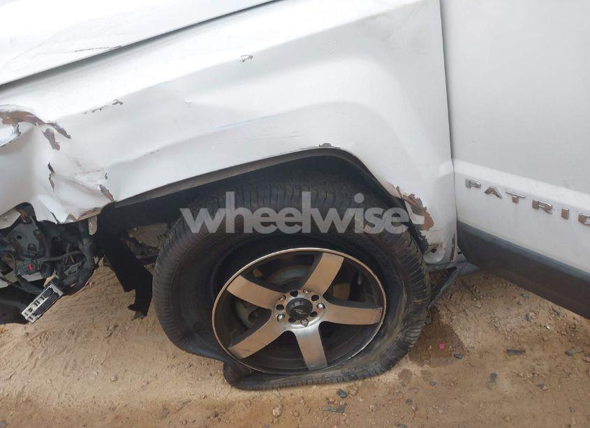 Photo 13 of 2016 Jeep Patriot SPORT (VIN 1C4NJPBA2GD754134)