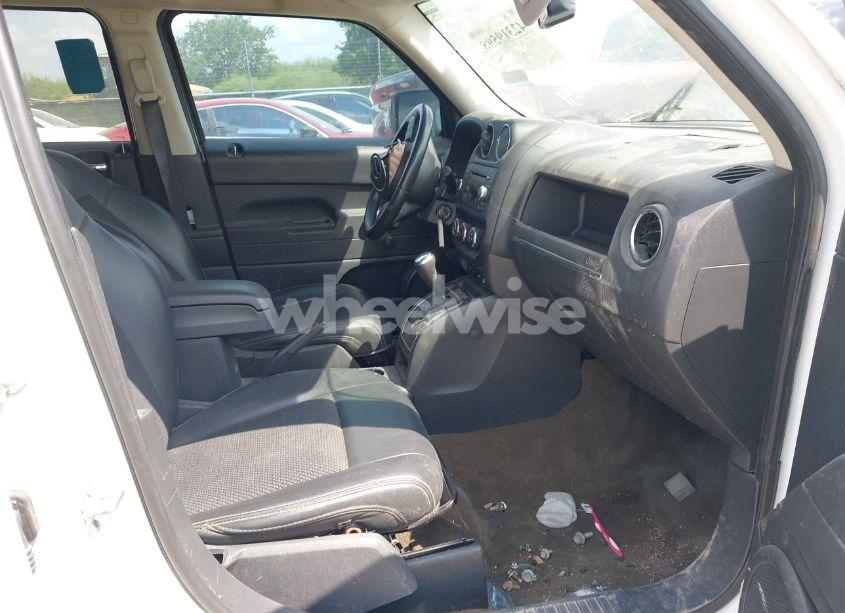 Photo 5 of 2017 Jeep Patriot SPORT SE FWD (VIN 1C4NJPBA2HD134174)