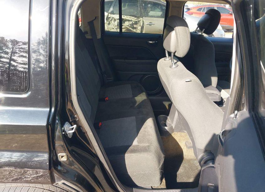 Photo 8 of 2017 Jeep Patriot SPORT FWD (VIN 1C4NJPBA2HD150214)