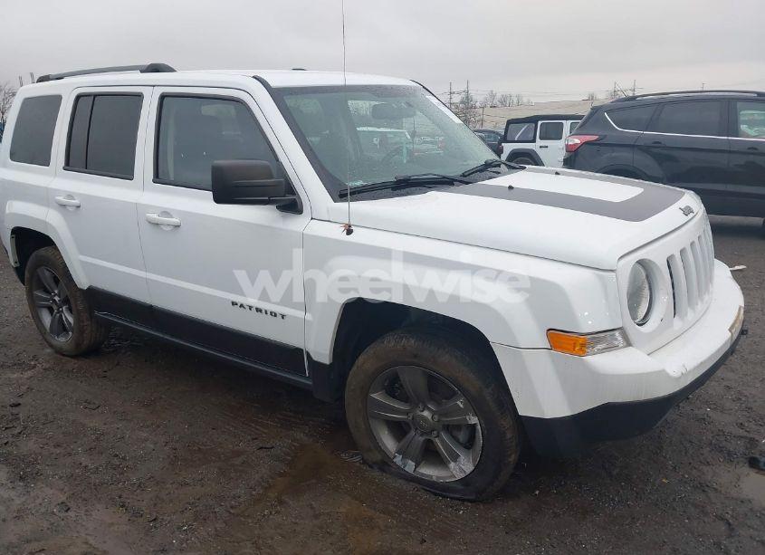 2017 Jeep Patriot SPORT SE FWD (VIN 1C4NJPBA2HD213361) main photo