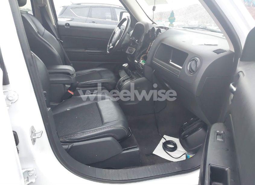 Photo 5 of 2017 Jeep Patriot SPORT SE FWD (VIN 1C4NJPBA2HD213361)